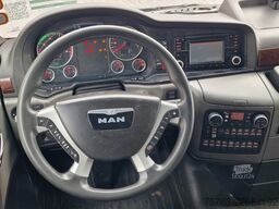 MAN TGX 26.480 6x2*4 - Menke 3 deck livestock 50.40...