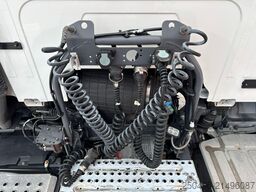 Volvo FM 460 6x2/4 STEERED PUSHER AXLE / VOLVO DEMO T...