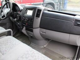 VOLKSWAGEN Crafter 2.5 TDI Kasten 3,5 t + AHK, Klima,