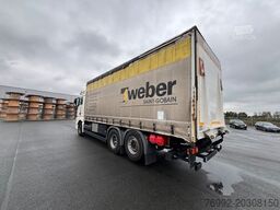 MAN TGX 26.480 mit Ladebordwand