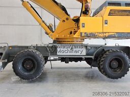LIEBHERR A934B