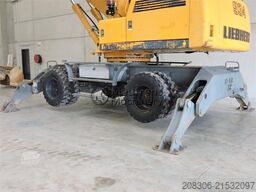 LIEBHERR A934B