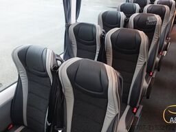 MERCEDES-BENZ Tourer 39 Sitze EURO 6