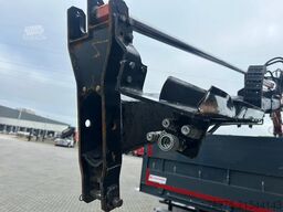 Mercedes-Benz Antos 2030 4x2 Atlas 120.2E-A 3 L Euro 6