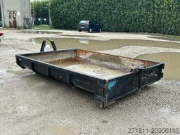 CONTAINER SCARRABILE USATO A CIELO APERTO