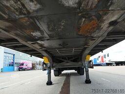 SCHMITZ CARGOBULL SKO 24 / DOPPELSTOCK / ZURRLEISTE /neue bremse