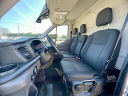 Ford Transit 350