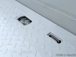 Iveco T-Way AT380T47WH AT Flatbed Truck (10 units)