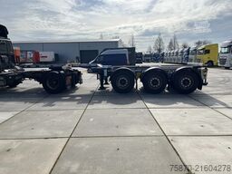 RENDERS-HAS O4/DA 08 EURO 800 CONTAINERCHASSIS