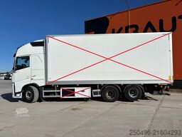 Volvo FH 500 6x4 FOR SALE AS CHASSIS / GLOBE XL / RET...