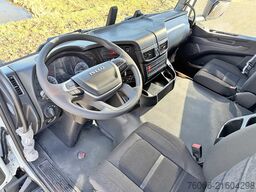 Iveco T-Way AT720T43TH AT ADR Tractor Head (10 units)