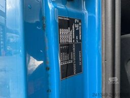 MERCEDES-BENZ Actros 1832 4x2