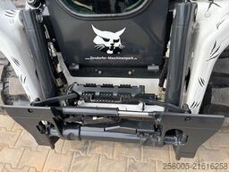 BOBCAT T76 Raupenlader - High Flow - Klima - Garantie !