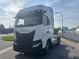 IVECO S Way 500 Retarder Doppel Tank Standklima E6