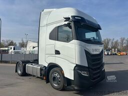 IVECO S Way 500 Retarder Doppel Tank Standklima E6