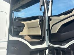 IVECO S Way 500 Retarder Doppel Tank Standklima E6
