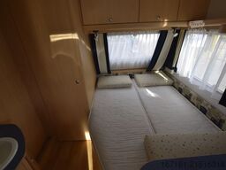 DELTA Euroliner 4400 LB mit Vorzelt