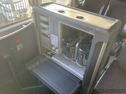 MAN R 09 Lions Coach C