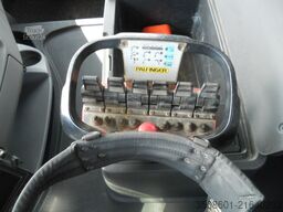 Mercedes-Benz Actros 2548