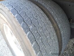 Mercedes-Benz Actros 2548