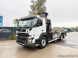 VOLVO FMX 460 6x4 liftachse Abrollkipper KRAN 13m FUNK