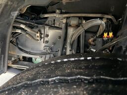 VOLVO FMX 460 6x4 liftachse Abrollkipper KRAN 13m FUNK