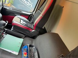 VOLVO FMX 460 6x4 liftachse Abrollkipper KRAN 13m FUNK