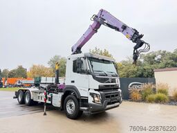 VOLVO FMX 460 6x4 liftachse Abrollkipper KRAN 13m FUNK