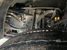 VOLVO FMX 460 6x4 liftachse Abrollkipper KRAN 13m FUNK