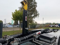 VOLVO FMX 460 6x4 liftachse Abrollkipper KRAN 13m FUNK