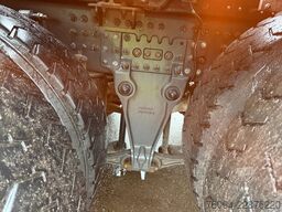 VOLVO FMX 460 6x4 liftachse Abrollkipper KRAN 13m FUNK