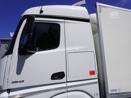 Mercedes-Benz Actros 2542 / GIGA cabin / Thermoking
