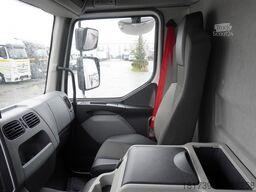 Renault D210 12T / Bitemperature Refrigerator /