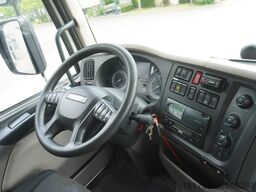 DAF LF 220 / Refrigerator 16 EPAL Multitemp