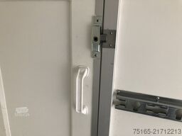 Blyss F1336HD Seitentür Kofferanhänger