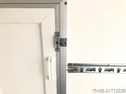 Blyss F1336HD Rampe, Seitentür Kofferanhänger