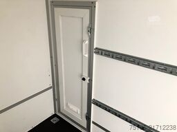 Blyss F1336HD Rampe, Seitentür Kofferanhänger