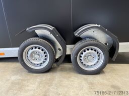 Vezeko Husky FB K 35.35 E-Pumpe Kofferanhänger