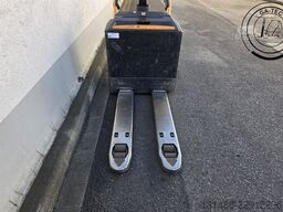 Crown WT 3040