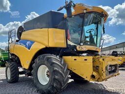 New Holland CR 980