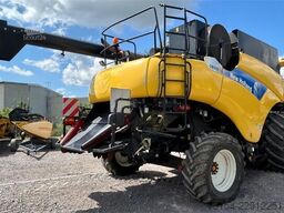 New Holland CR 980