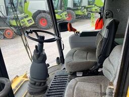 New Holland CR 980