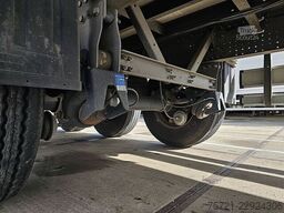 SCHMITZ SCB*S3B ALCOA'S LIFT AXLE LIKE NEW