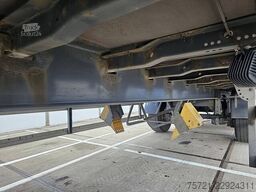 Weka 2 AXLE CLOSED BOX STEER AXLE 3T LIFT