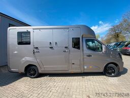 RENAULT Master STX 5 Sitzer Haras ex. Lang Automatik