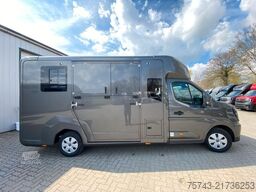 RENAULT Master STX 5 Sitzer Haras ex. Lang Automatik