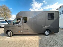 RENAULT Master STX 5 Sitzer Haras ex. Lang Automatik