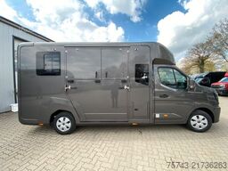 RENAULT Master STX 5 Sitzer Haras ex. Lang Automatik