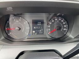 RENAULT Master STX 5 Sitzer Haras ex. Lang Automatik