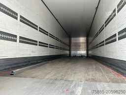 Schmitz Cargobull SCB S3B / Box Trailer / 2x Liftas / APK TUV 10-26